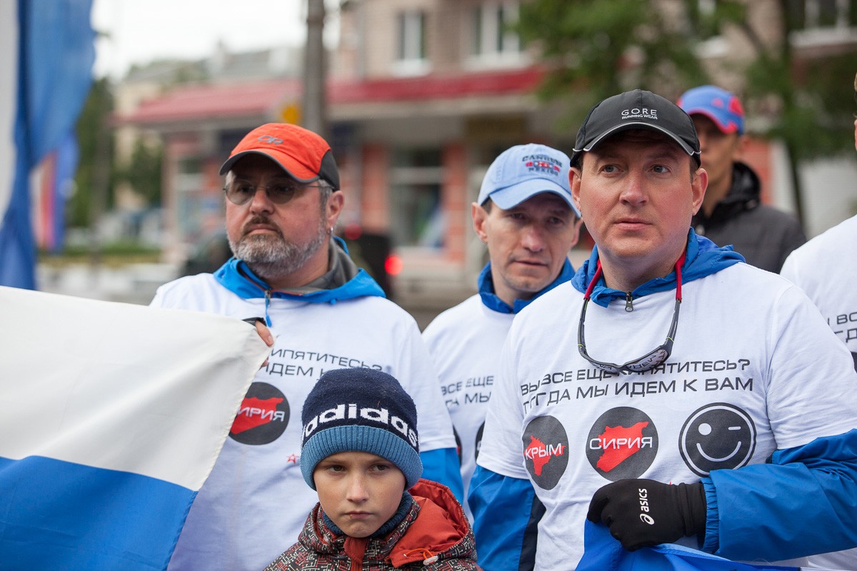 Марш мира Воздушно-десантных войск. Команда Администрации Псковской области 